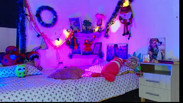 alisson_zafiro_'s cam snapshot