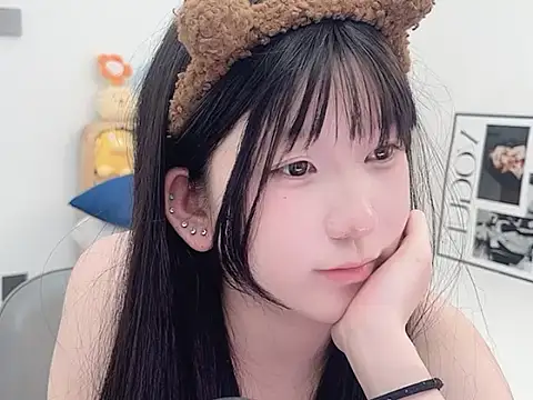 lnua-lnua's cam snapshot