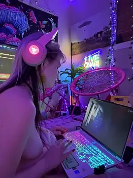 Cutiepiespanks live sex cam