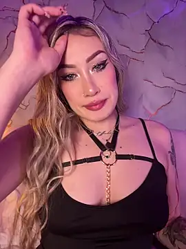 Lally_Valencia__ live sex cam