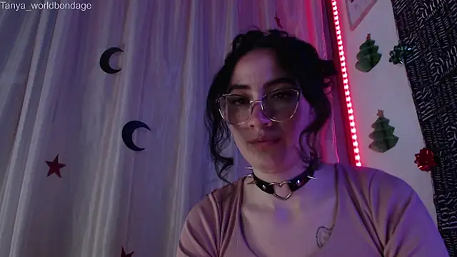 Tanya_WorldBondage live sex cam