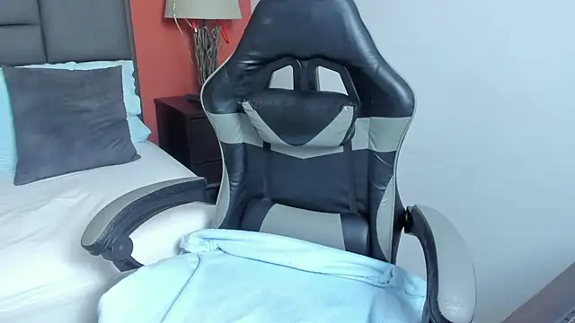 linda_rios_'s cam snapshot