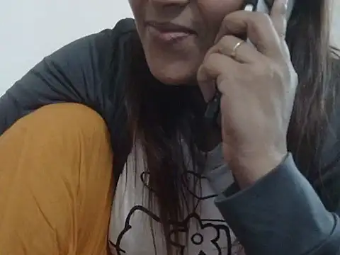 shekira99 live sex cam