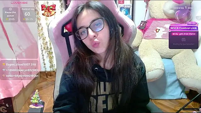 Maggie_Fox3's cam snapshot