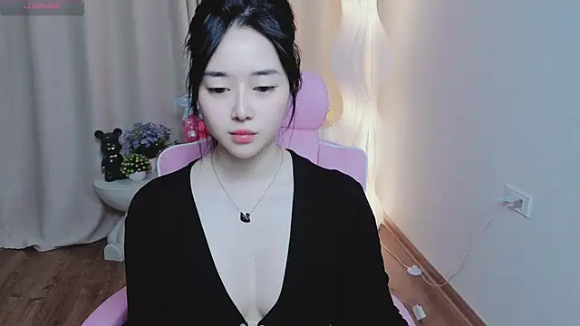 Miu-999 live sex cam