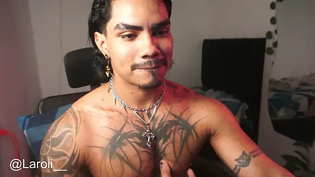 Young_laroi live sex cam