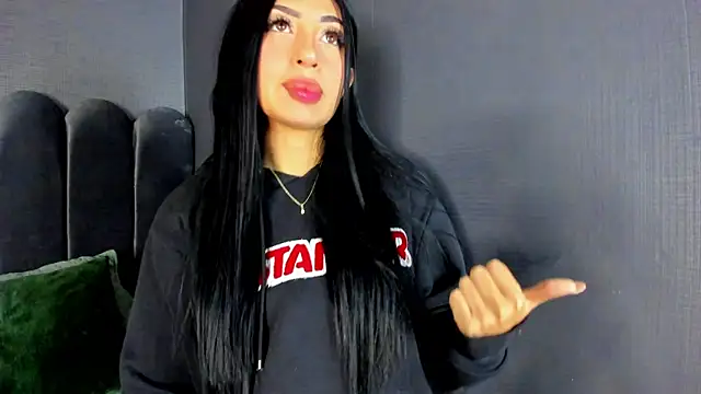 Nicolette_ks_'s cam snapshot