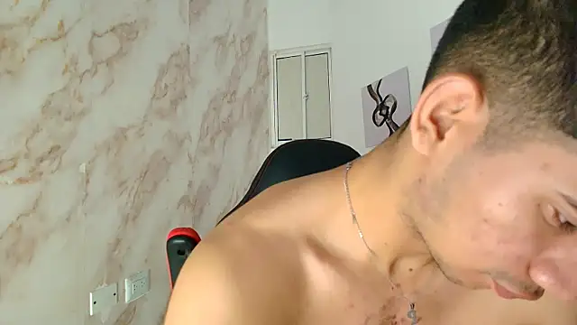 ANDRES_STUD live sex cam