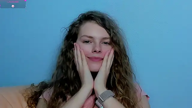 RayaNenlia's cam snapshot