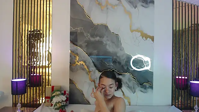 MiticaBrennet_'s cam snapshot