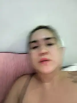 XxxVale1993 live sex cam