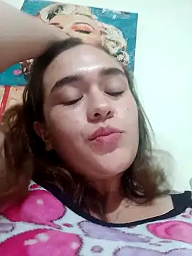 miss_berlyn's cam snapshot