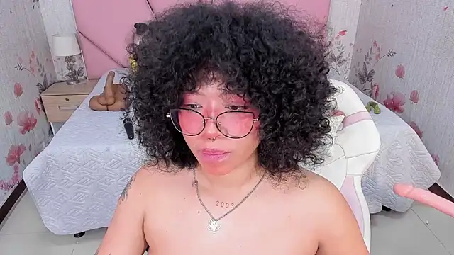 SafiroAgataaa's cam snapshot