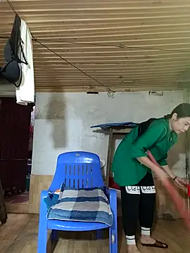 Basanis68's cam snapshot