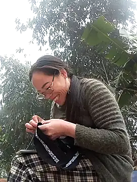 CoMay003's cam snapshot