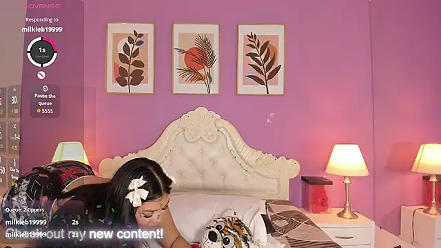 HatsaJones's cam snapshot