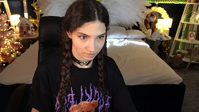 BabyFlowerr's cam snapshot