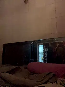 Kajal-Shemale69 live sex cam