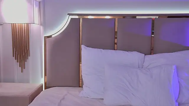 ArianaMell's cam snapshot