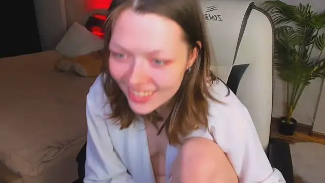 Lunar_Lily live sex cam