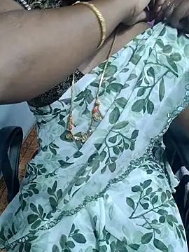 lolida69thamil's cam snapshot