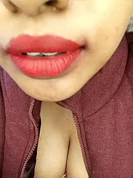 sex-withcouple's cam snapshot