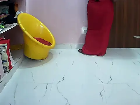 Potti-model-81's cam snapshot