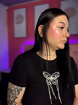 Megaan__More's cam snapshot