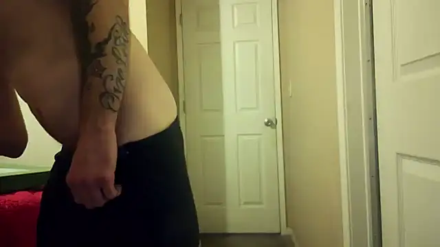 Huntzg23's cam snapshot