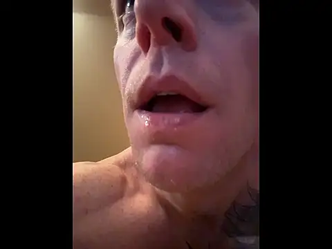 DILFiGuess1's cam snapshot