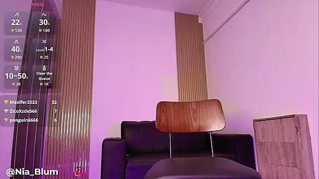 Nia_Blum's cam snapshot
