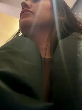 KiraSunshine live sex cam