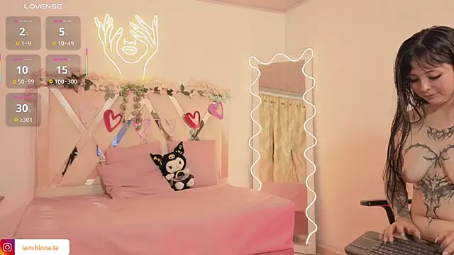hina_tay's cam snapshot