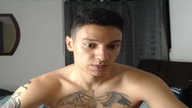 Tobicutee live sex cam