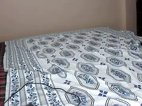 Punjab_kudi's cam snapshot