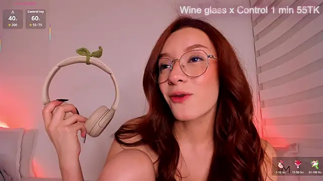 Ellie_lowell's cam snapshot