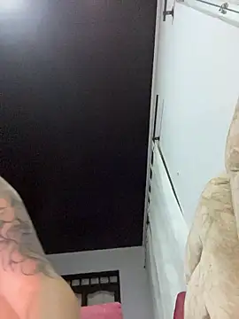 Alysson_LS's cam snapshot