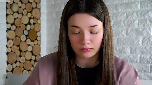 LowOncoming's cam snapshot