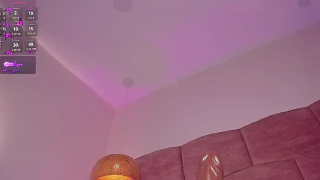 dani_velvet's cam snapshot