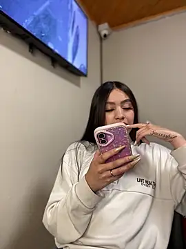 Karina16_pink's cam snapshot