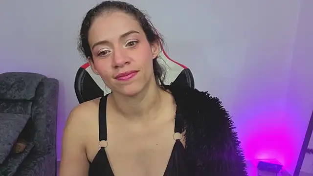 daniela_rivasthl's cam snapshot