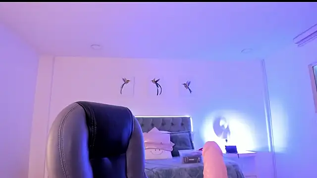 _Natalie18's cam snapshot