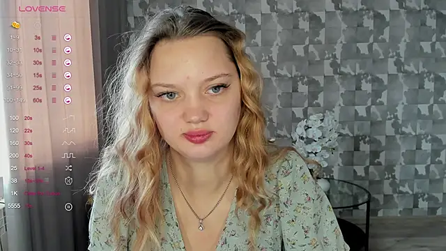 Lovely_Lure's cam snapshot