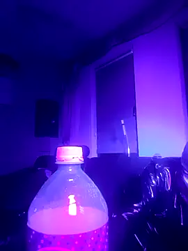 Crystalbitchx live sex cam