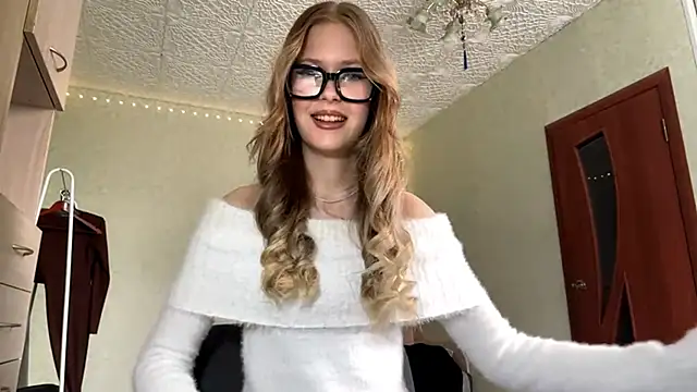 ZaidaSchwarten's cam snapshot