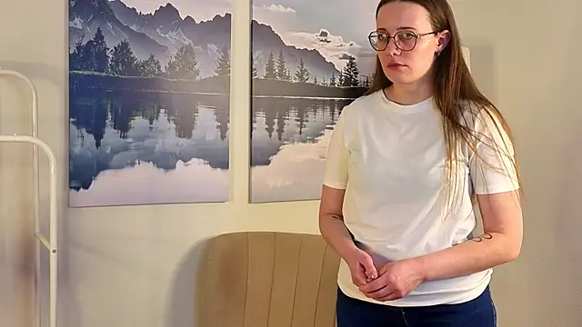 ChristeneMoffet's cam snapshot