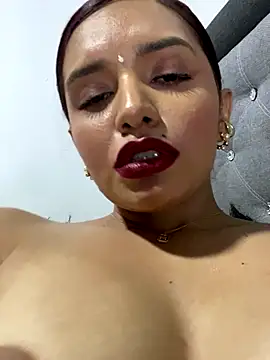 Melanyprada's cam snapshot