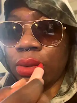 NYRIELLE's cam snapshot