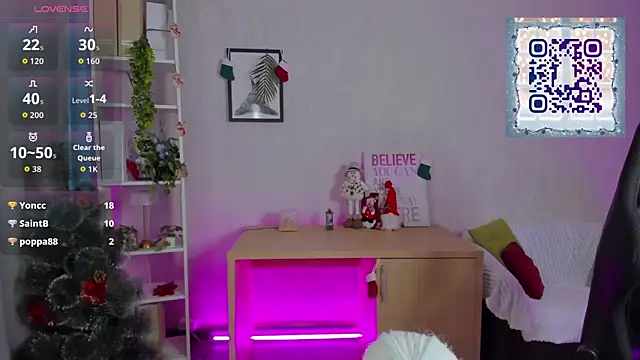 Sara_Frayer's cam snapshot