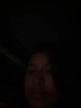 andrea_gomes_'s cam snapshot